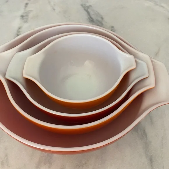 Vintage PYREX Autumn Harvest Wheat Bowl Set